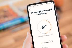 How to scan for a virus on Android