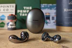 Huawei FreeBuds 5 are like no earbuds we’ve ever seen