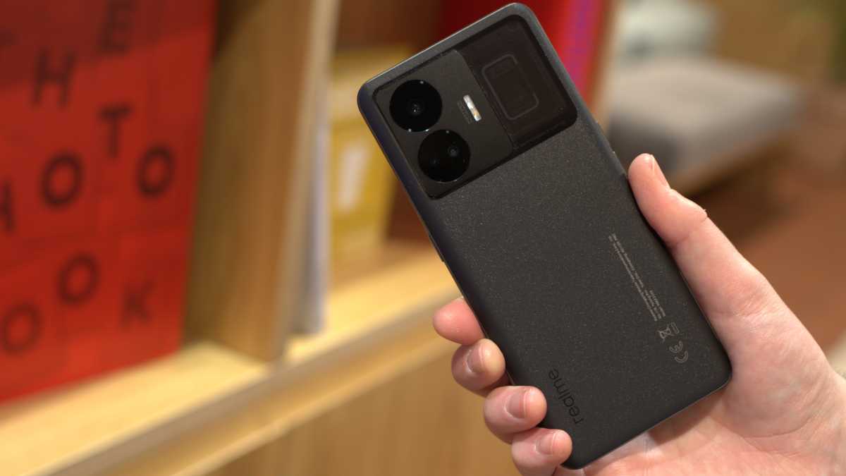 Back of the Realme GT 3