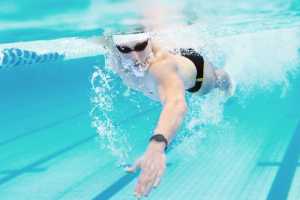 Best Swimming Trackers: Fitness Band & Smartwatch Reviews